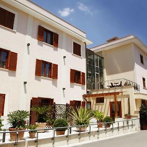 Hotel Diana